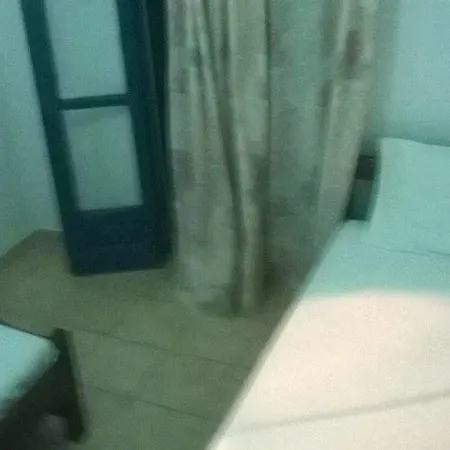 Agia Anna House *